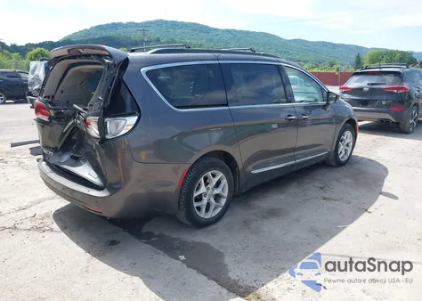 2017 Chrysler Pacifica Touring-L из США, поврежденный, VIN 2C4RC1BG9HR667777